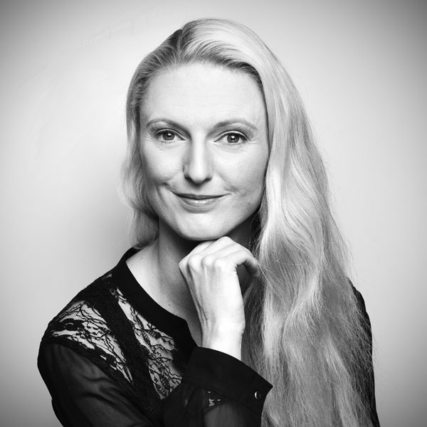 Frances Engel - Journalistin, PR- und Social Media Managerin sowie Bloggerin
